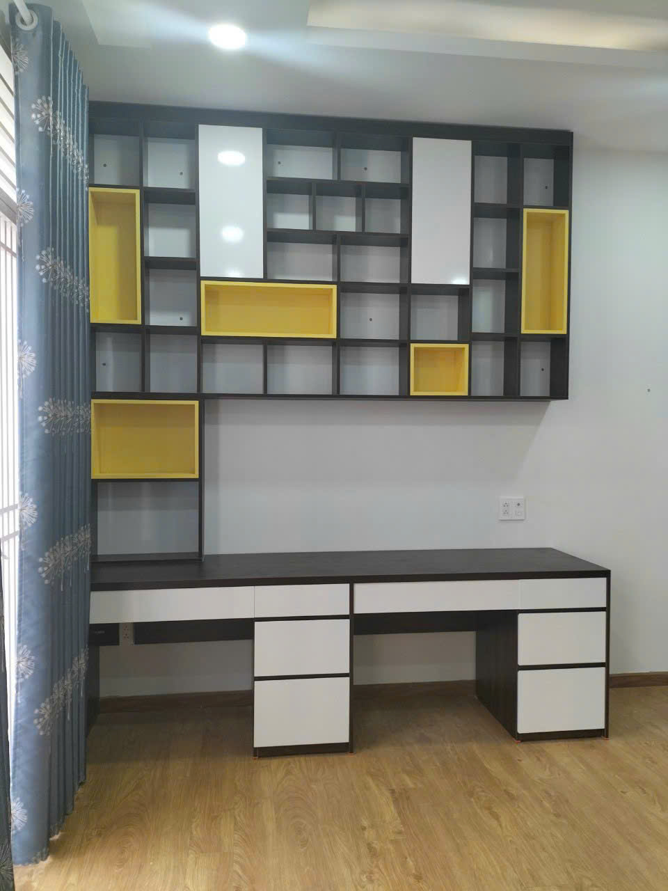 Bàn học sinh BHS019